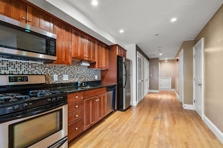 50 Floyd St Unit 7, Everett, MA 02149