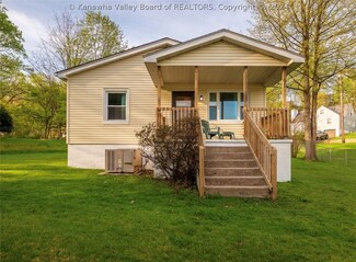 896 Baier St, Saint Albans, WV 25177