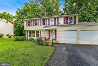 1703 Gemini Dr, Sykesville, MD 21784