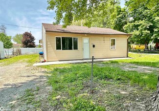 1015 S 5th Ave, Marshalltown, IA 50158