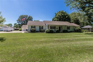 3134 N Marr Rd, Columbus, IN 47203
