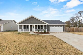 233 Kinder Ave, Sikeston, MO 63801