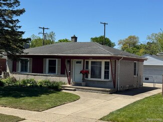 1720 Leslie St, Westland, MI 48186