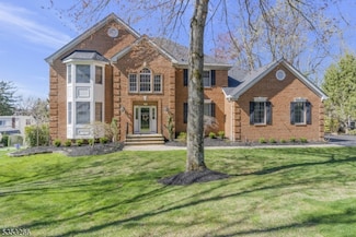 36 Bellegrove Ct, Basking Ridge, NJ 07920