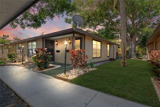 1980 Tahitian Place Unit 10, Dunedin, FL 34698