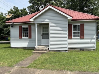 200 E Jefferson St, Hayti, MO 63851