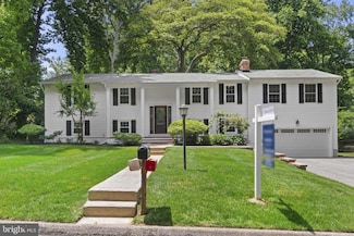900 Randell Rd, Severna Park, MD 21146