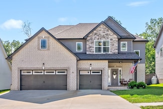 583 Alicia Dr, Clarksville, TN 37043