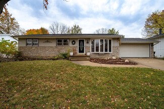 218 Foster Dr, Normal, IL 61761