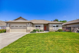 399 Francesco Place, Fortuna, CA 95540