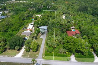 171 2nd St NE, Naples, FL 34120