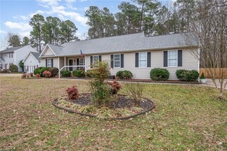 5401 Running Mead Rd, Pleasant Garden, NC 27313