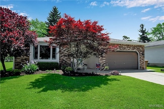 27 Autumn Ln, Depew, NY 14043
