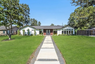 9306 Rosstown Way, Houston, TX 77080