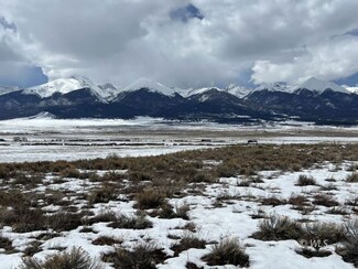 000 Valley View Rd, Westcliffe, CO 81252
