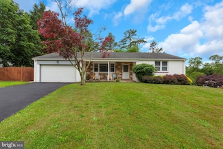 1450 Stephen Rd, Jenkintown, PA 19046