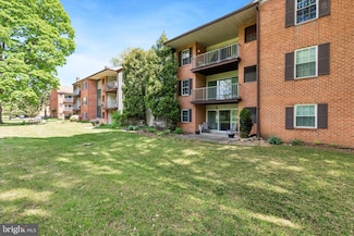 187 Drummers Ln Unit 187, Wayne, PA 19087