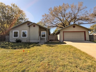 2200 Magnolia Dr, Round Rock, TX 78664