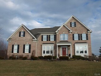 6819 Radcliffe Ct, Macungie, PA 18062