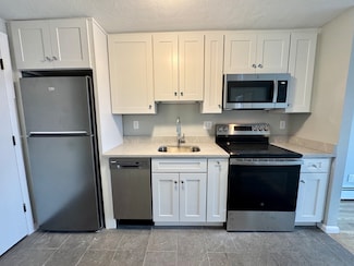 97 Spring St Unit B7, West Roxbury, MA 02132