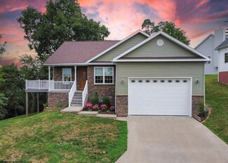 166 Auburn Dr, Morgantown, WV 26501
