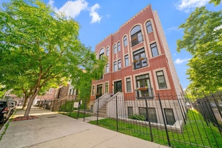1704 S Carpenter St Unit 3B, Chicago, IL 60608