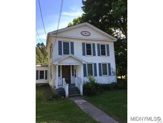 125 College St, Clinton, NY 13323