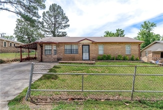 903 O St, Barling, AR 72923