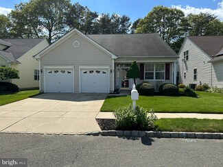 241 Snowy Egret Ln, West Deptford, NJ 08086