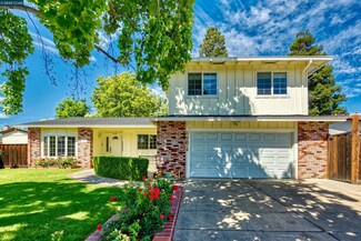 898 Luxury Dr, Concord, CA 94518