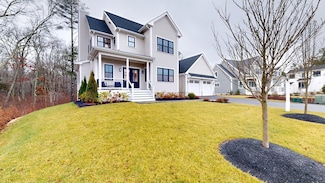 29 Shagbark Cir, Mattapoisett, MA 02739