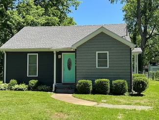 212 S Wooldridge Rd, Hopkinsville, KY 42240