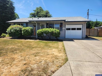 2237 Umpqua Rd, Woodburn, OR 97071