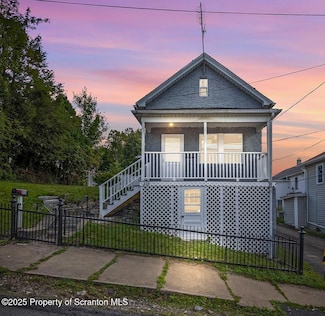 418 E Elm St, Scranton, PA 18505