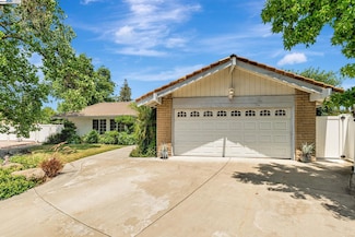 2117 Lido Cir, Stockton, CA 95207