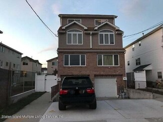 85 Nugent Ave, Staten Island, NY 10305