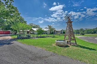 1045 Private Rd 7005, Lexington, TX 78947