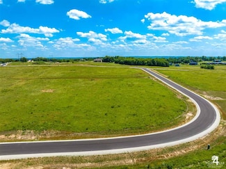 00000 Prairie Trail, Wamego, KS 66547