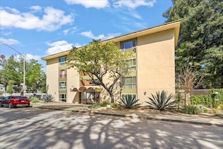1031 Crestview Dr Unit 101, Mountain View, CA 94040