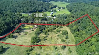 2550 Old Sugar Creek Rd, Fenton, MO 63026