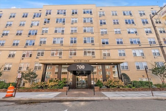 700 Shore Rd Unit 5EE, Long Beach, NY 11561