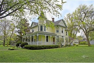 5709 George St, Richmond, IL 60071