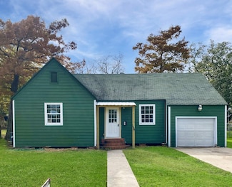 547 Trinity Ave, Port Arthur, TX 77642