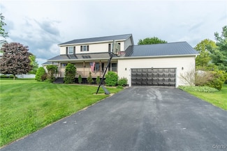 1 Carol Dr, Adams, NY 13605