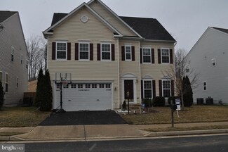 97 Carriage Hill Dr, Fredericksburg, VA 22405