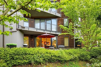 620 NE Vineyard Ln Unit B102, Bainbridge Island, WA 98110