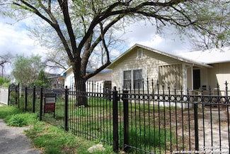 1823 Clower, San Antonio, TX 78201