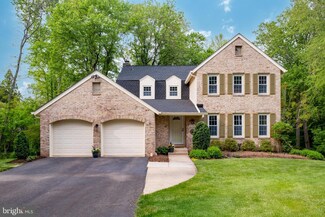 10702 Dundas Oak Ct, Burke, VA 22015