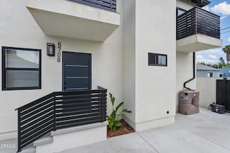 6708 Riverton Ave, Los Angeles, CA 91606