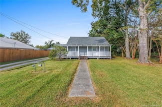 821 N Claiborne St, Sulphur, LA 70663